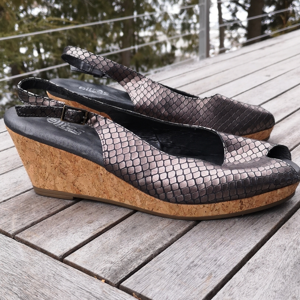 Elites by Walking Cradles leather slingback sandals